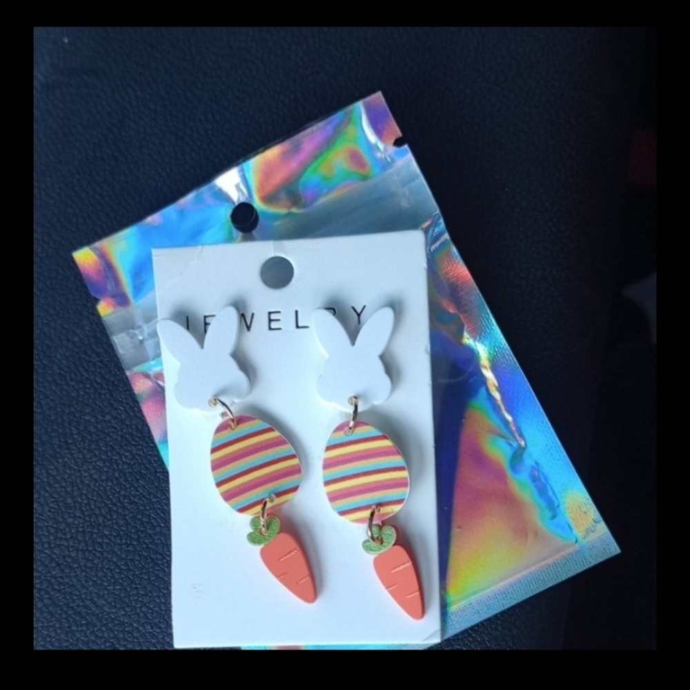 ♥️B Individually $10 Or Bundle 5/$20 Colorful Easter Bunny Earrings